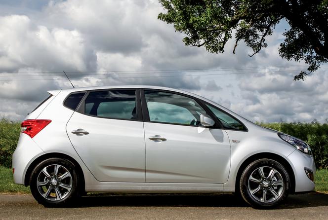 2015 Hyundai ix20 lifting