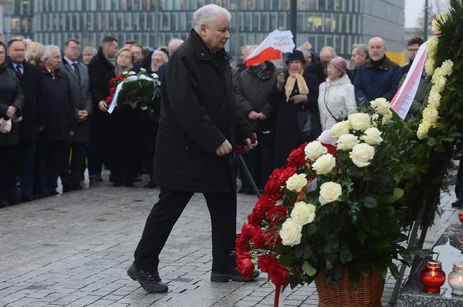 Kaczyński modlił się za brata