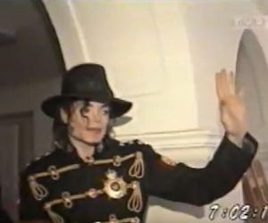 Michael Jackson zmarł 16 lat temu. Gdy odwiedził Polskę, wszyscy wstrzymali oddech. Te zdjęcia zachwycają