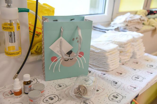 Maleńki Staś samotnie czeka w szpitalu na rodzinę