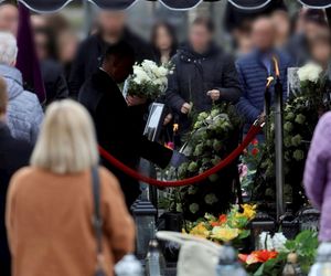Tłumy na pogrzebie tragicznie zmarłej Mai. Kościół w Działdowie wypełniony po brzegi