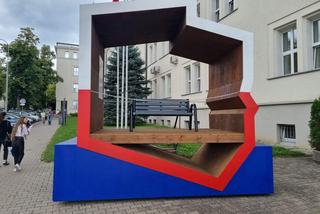 „Patriotyczna ławeczka” stanęła też w Olsztynie  [ZDJĘCIA]
