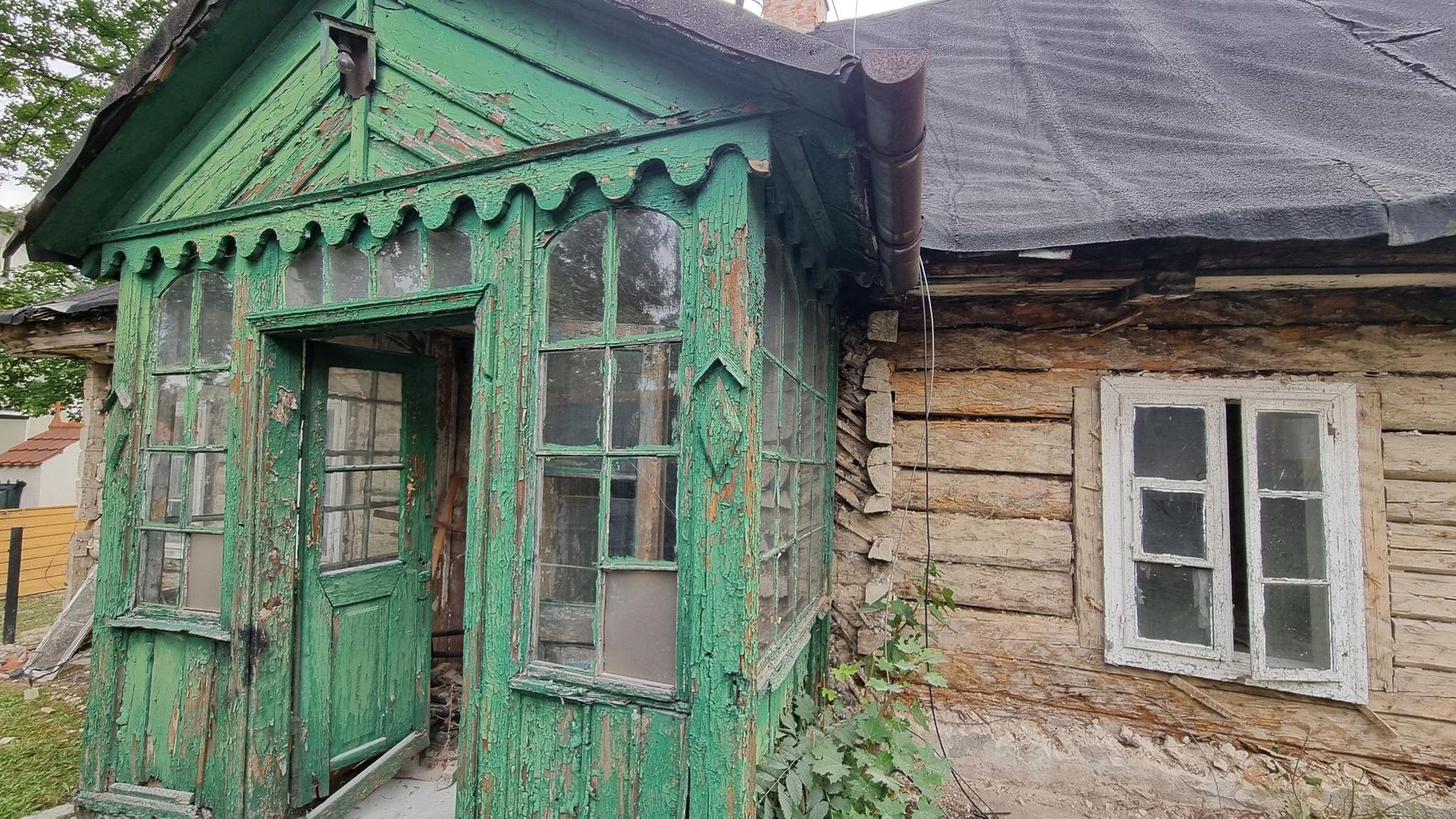 Wikarówka w Sławkowie przechodzi renowację pod Tatrami