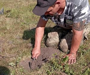 Sensacyjne odkrycie w Borach Tucholskich. Takie wykopalisko jest rzadkością, a znaleziono aż 29 skarbów