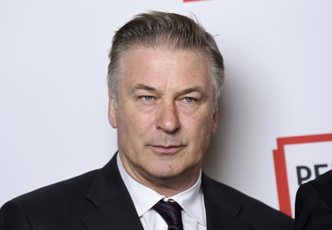 Alec Baldwin w coraz większych tarapatach. Po raz drugi został pozwany 