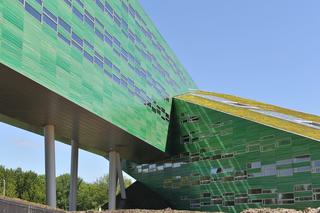 Zielone elewacje kompozytowe w zielonym Centrum Nauk Przyrodniczych Uniwersytetu w Groningen