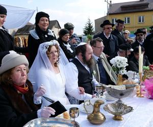 Starachowice: Wierzbnickie Meżaliany, akt II. Zaślubiny i wesele