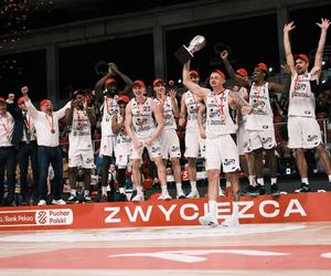 Puchar Polski dla Legii. Jest to pierwsze trofeum wywalczone przez Zielonych Kanonierów od 54 lat