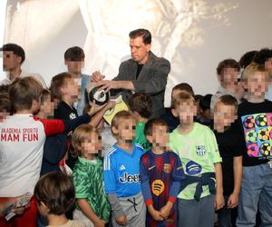 Szczęsny biegnie na premierę filmu