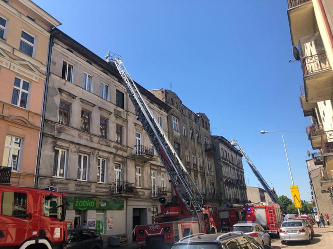 Pożar w kamienicy na Zarzewskiej