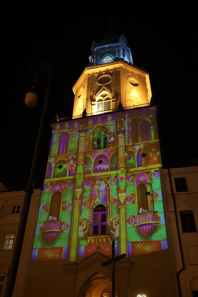 Iluminacja świąteczna na Wieży Trynitarskiej w Lublinie 2024