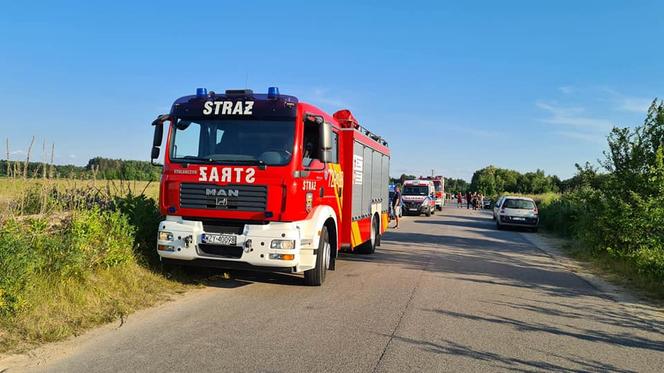 Tragedia pod Mszczonowem. Nie żyje młoda dziewczyna. Ratownicy 60 minut walczyli o jej życie! 