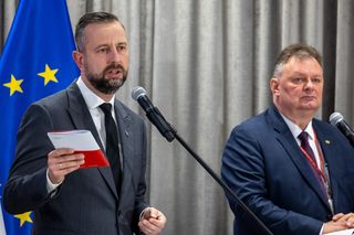 Poradnik Bezpieczeństwa dla każdego Polaka. Co zawiera?