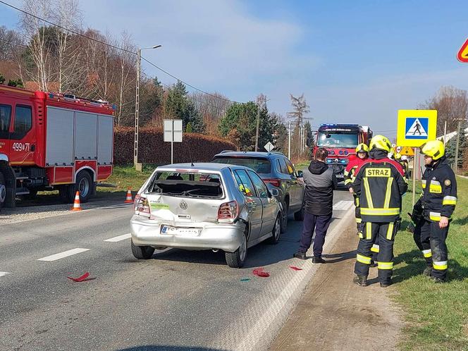 Wypadek z udziałem autobusu w Wąchocku