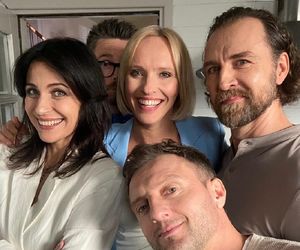 M jak miłość nowy sezon po wakacjach 2025. Tomasz Kawecki (Ziemowit Wasielewski), Bartek (Arkadiusz Smoleński), Ada (Marta Lewandowska), Dorota (Iwona Rejzner) na planie