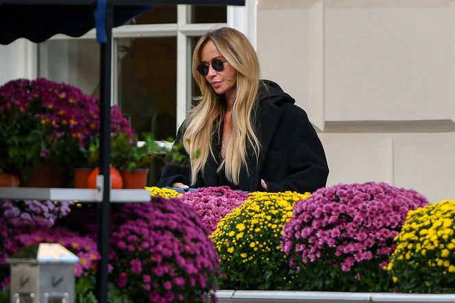 Joanna Przetakiewicz Bantleyem po pizzę