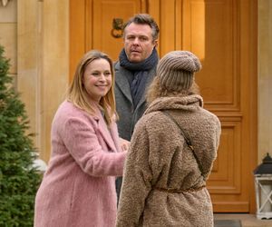 Na Wspólnej odc. 3991: Malwina (Martyna Dudek), Konrad (Marek Bukowiecki), Wysocka (Paulina Holtz) - żona Konrada
