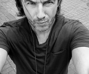 Gwiazdor Na dobre i na złe osierocił dwoje dzieci. Po jego śmierci żona walczyła o starszego syna. Poruszająca reakcja fanów