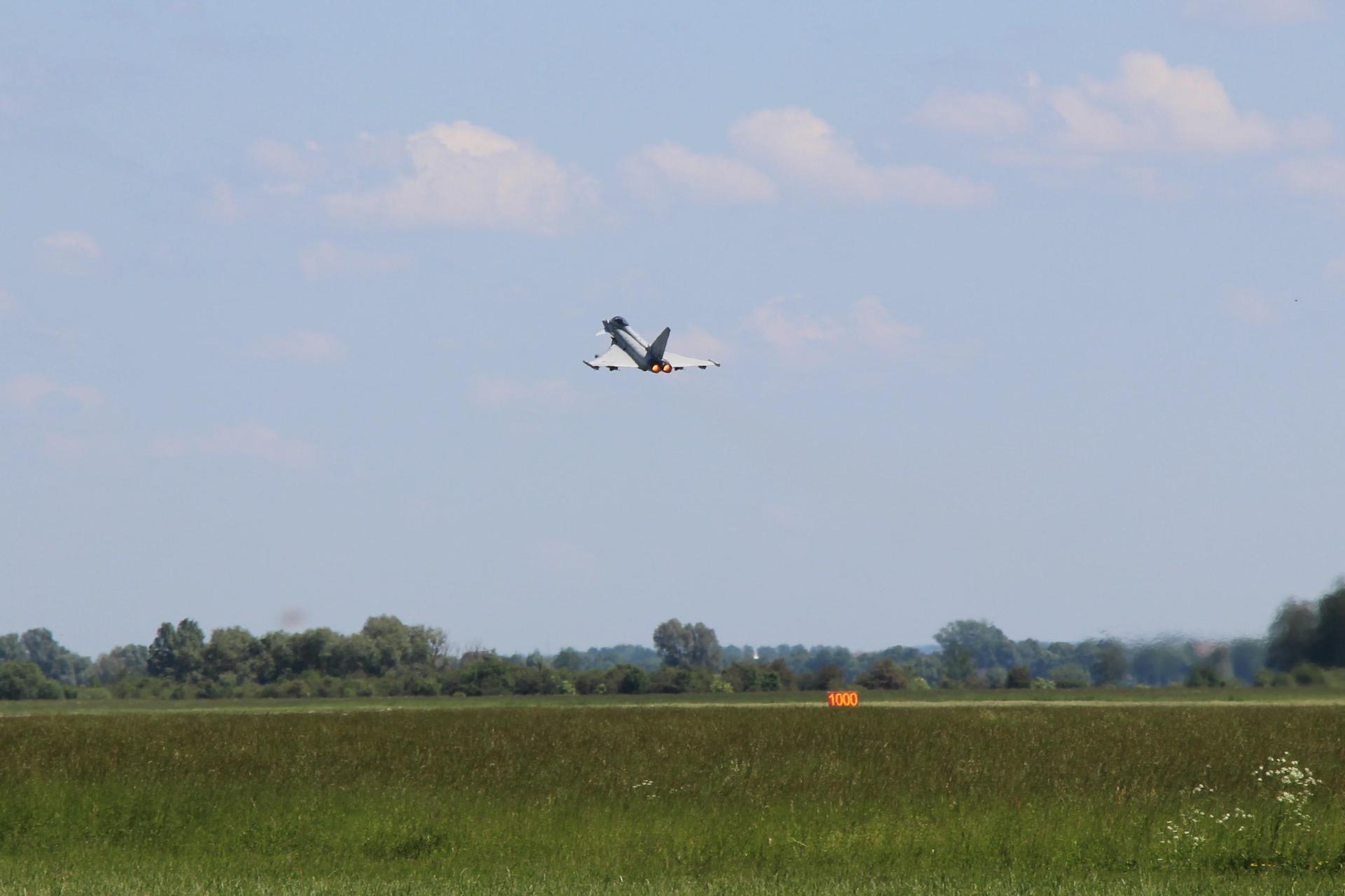 Włoski Eurofighter Typhoon w 22 BLT