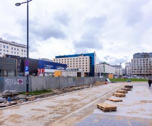 Parking podziemny pod placem Powstańców Warszawy w budowie