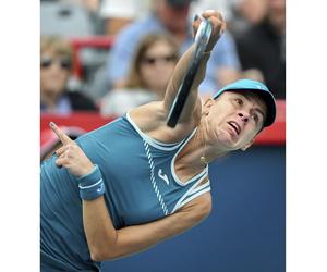 Linette - Azarenka WYNIK meczu WTA Montreal Deszcz zgasił Polkę, dziwna bezradność w drugim secie!