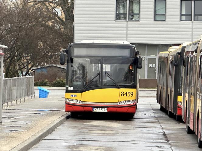 Pijany kierowca autobusu miejskiego w Warszawie! Wydmuchał pół promila