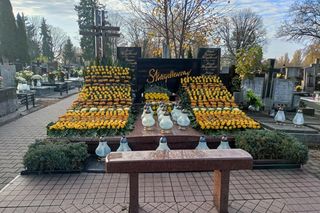 Grób Heleny Skrzydlewskiej na Wszystkich Świętych