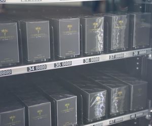 Automat z perfumami Skolima stanął w Lublinie
