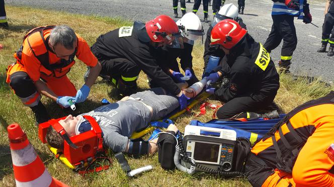 Uszkodzony samolot i awaryjne lądowanie! Ogromna akcja służb na lotnisku