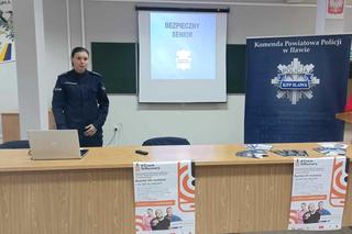 Policjantki z Iławy przed Dniem Babci i Dziadka edukowali seniorów