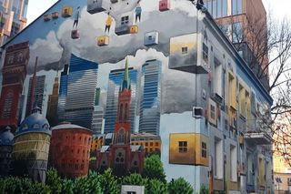 Farby fotokatalityczne ‒ czym są i jakie mają zastosowanie? Przykładem mural na warszawskiej Woli