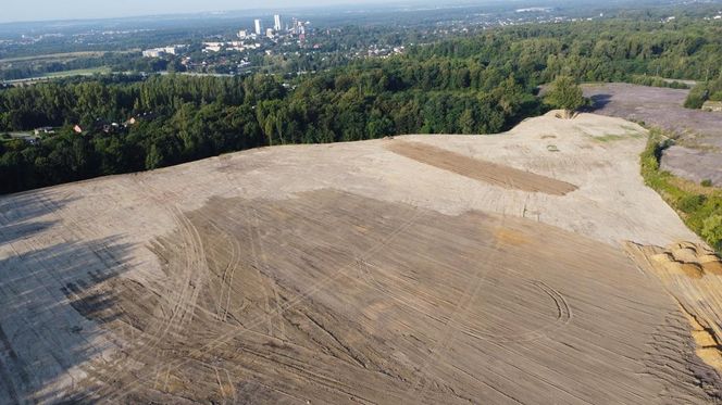 Rekultywacja hałdy w Rudzie Śląskiej. Mieszkańców czekają trudne miesiące z dymem i pyłem