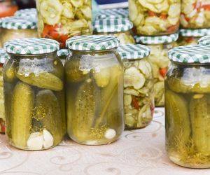 Kiszone ogórki mogą być toksyczne. Zwróć uwagę na jeden ważny szczegół