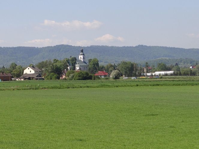 To jedno z najmniejszych miast w Małopolsce. Jedna decyzja papieża sprawiła, że stało się sławne