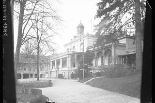 Dom zdrojowy w Lądku Zdroju