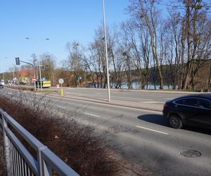 To najdłuższa ulica w Olsztynie. Przebiega aż przez trzy osiedla. Zaskakujące, ile ma metrów!