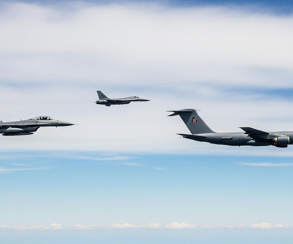 Rosyjskie samoloty narusz.jpg