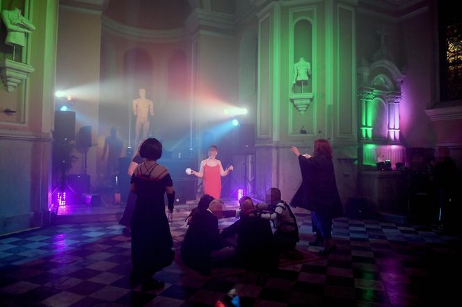 Rybnik. Urządzili całonocną imprezę techno w kaplicy. Tak wyglądala, mamy zdjęcia!