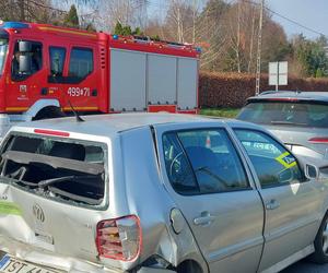 Wypadek z udziałem autobusu w Wąchocku