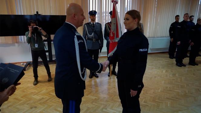 Nowi policjanci w Bydgoszczy i regionie! Ślubowanie złożyło 23 funkcjonariuszy 