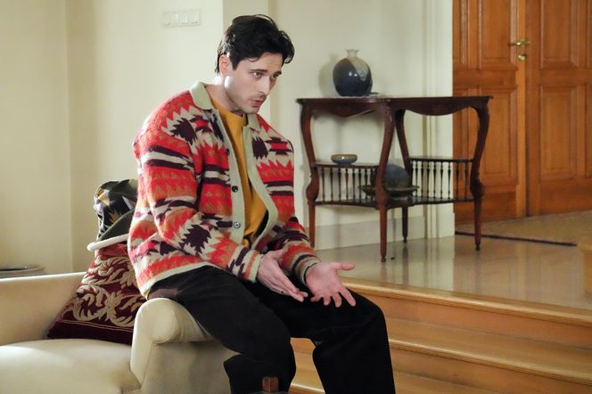 	Barwy szczęścia odc. 3207. Cezary Rawicz (Marcel Opaliński)