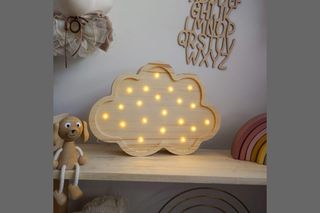 Lampki nocne do pokoju dziecięcego