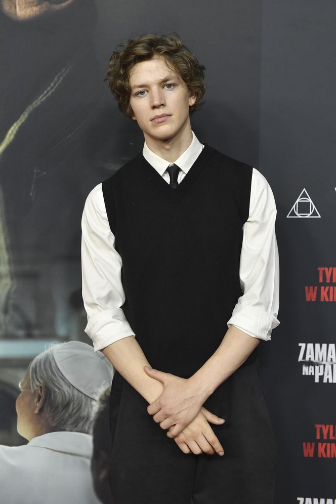 Gwiazdy na premierze filmu "Zamach na papieża" Władysława Pasikowskiego