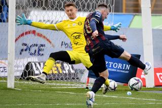 Stal Mielec - Pogoń Szczecin 1:0 po golu Marcina Flisa w 22. minucie