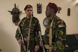 Pierwsza miłość, odcinek 3919. strażnicy 