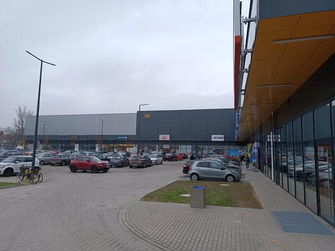 Nowe centrum handlowe we Wrocławiu otwarte! Jakie sklepy i promocje? [GALERIA]