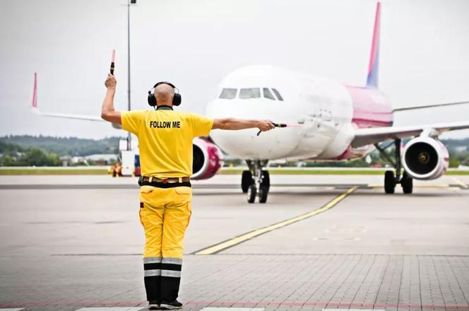 25 milionów pasażerów Wizz Air w Gdańsku. Niespodzianka dla "rocznicowej" podróżnej