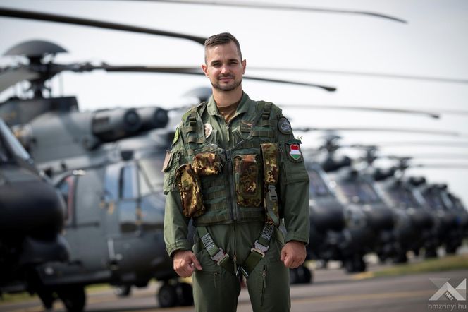 Węgierskie H225M w komplecie
