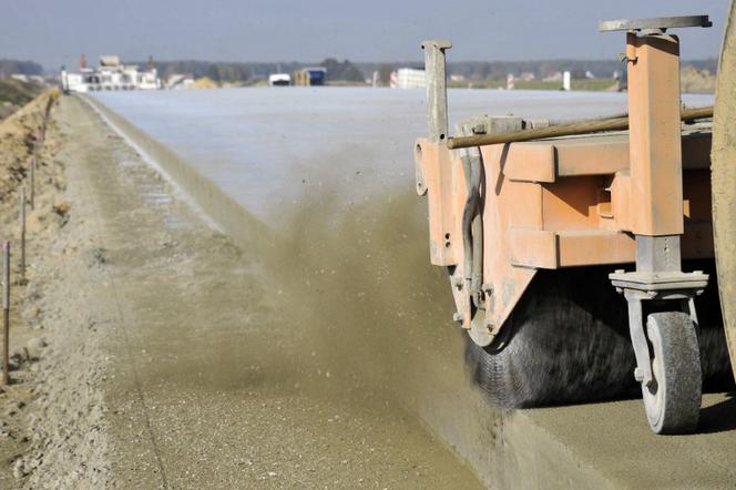 Jak powstaje nawierzchnia betonowa 