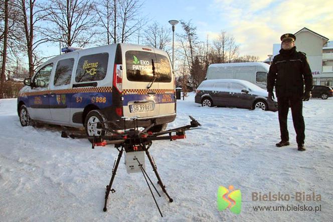 „Nosacz” wyniuchał kopciucha. W Bielsku-Białej ekopatrole testują drony